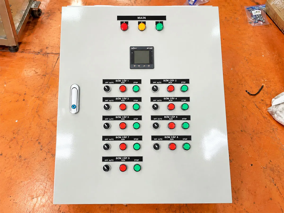 Tủ điện điều khiển